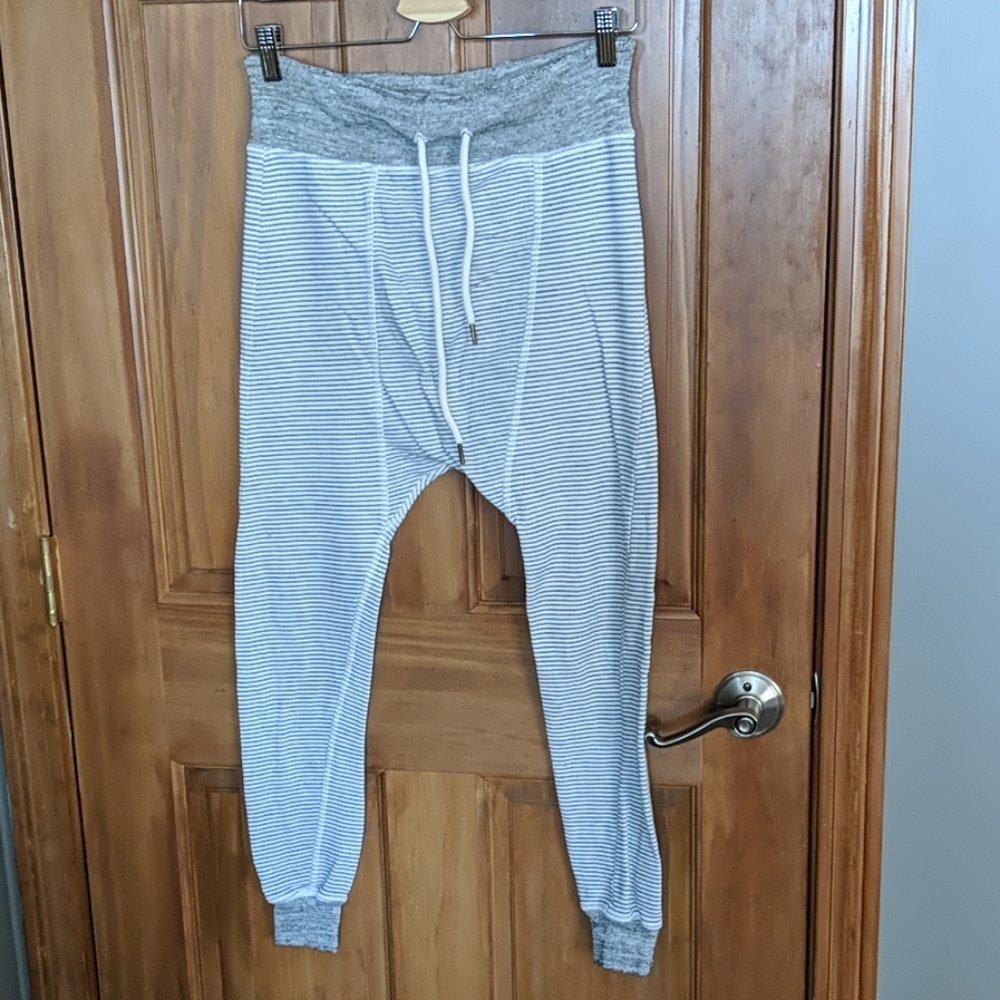This is THE GREAT. sweatpants size 0